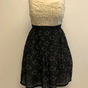 Meadow‎ Rue Ivory with Black Bottom Strapless Dress